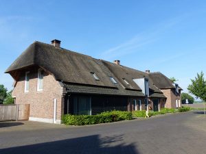 Landelijk eigentijdse woonboerderij De Mortel